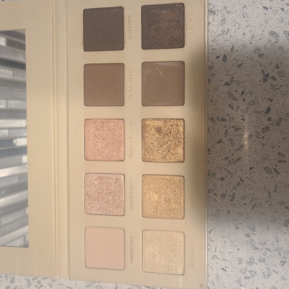 LORAC GOLD - Picture 3 of 4